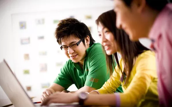 What are the application requirements for graduate students in Computer science